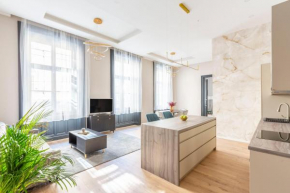 Luxurious & Spacious Central Apartment in the Kertesz Street